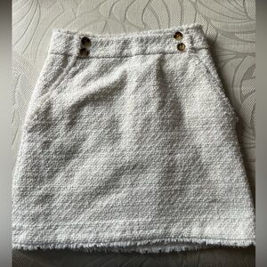 NWOT Ann Taylor White Textured Mini Skirt